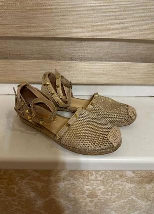 Tuchino босоножки 37