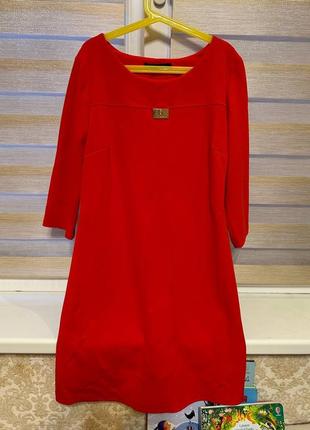 Красное платье s/m