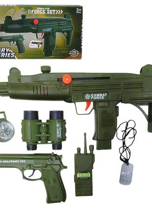 Військовий набір зброя, бінокль, рація, короб. 38*4,5*19 см