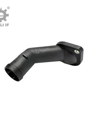 Фланец пласмасовий патрубок охлаждающей жидкости octavia 1 skoda 1.6-2.0 06a121121c
