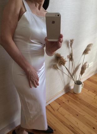 Белое платье  на выпускной1 фото