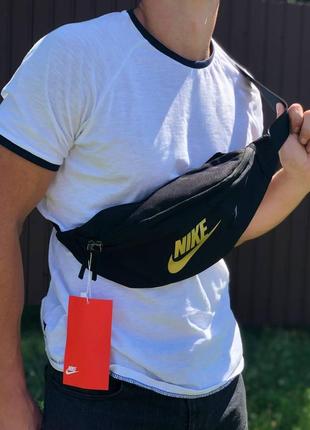 Бананка nike heritage one