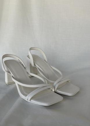 Белые босоножки туфли3 фото
