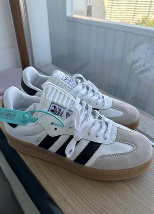 Кроссовки adidas samba