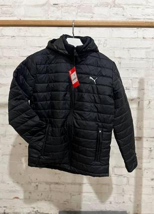 Куртка чорна puma