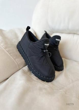 Сноубутси с плащевки черные