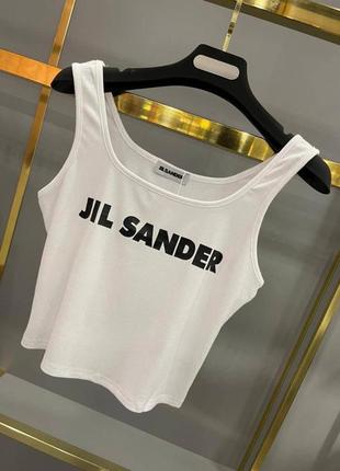 Белая майка в стиле jil sander