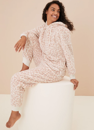 M&s топ с флисовым животным принтом marks & spencer