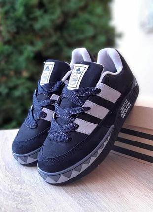 Кросівки чоловічі adidas adimatic neighborhood
