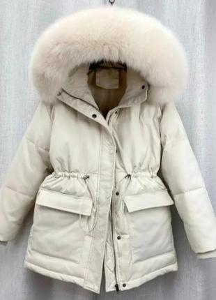 Молочний пуховик, курточка з хутряним коміром