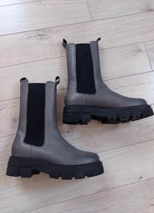 Кожаные челси