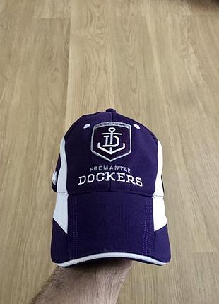Кепка dockers