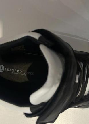 Leandro lopes 5