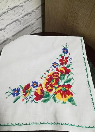 Салфетка старинная, вышитая крестиком, ручная работа.