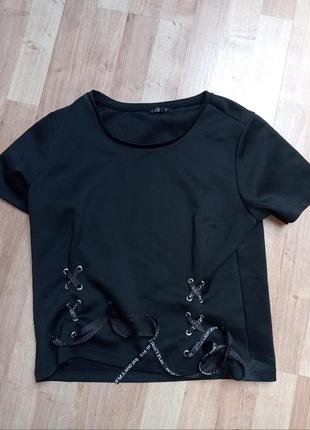 Футболка на зав'язках