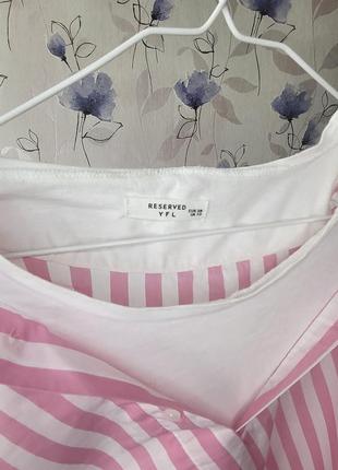 Рубашка в розовую полоска с открытым плечом и майкой reserved5 фото