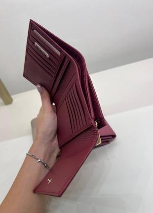 Кошелек coccinelle, цена с скидкой-40%