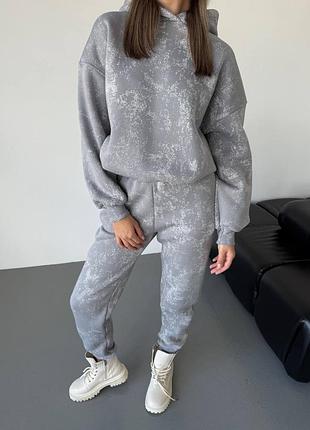 Трендовый теплый спортивный костюм варенка с худи