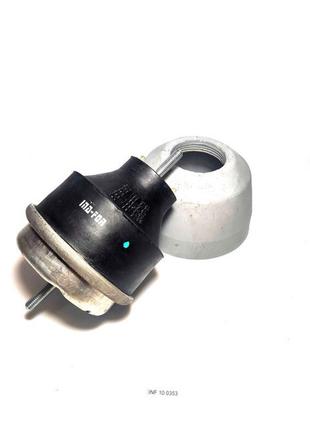 Подушка двигуна права 1.8/t audi a4 b5 / a6 c5 / passat b5
