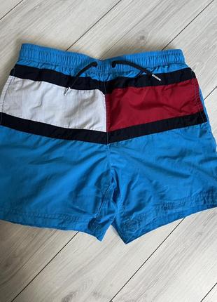 Tommy hilfiger оригинал на 10-12 г.