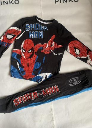 Піжама f&f на 5-6 років