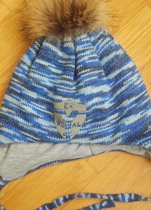Шапка с натуральным помпоном