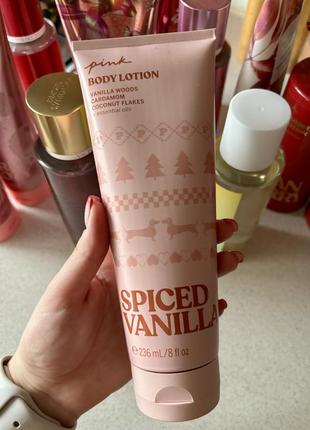 Лосьон для тела spiced vanilla pink victoria's secret