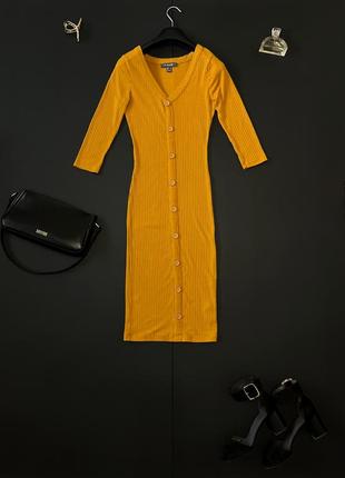 Платье футляр,в рубрик, оранжевого цвета,горчечного,трикотажное платье