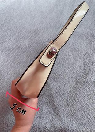 Свет бежевая сумка багет4 фото