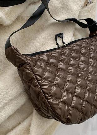 Тренд стьобана коричнева нейлонова балоньова жіноча сумка шопер через плече кросбоді5 фото