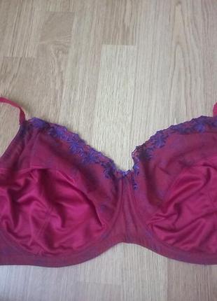 Бюстгальтер 105h