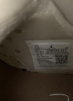 Кросівки nike оригінал 4