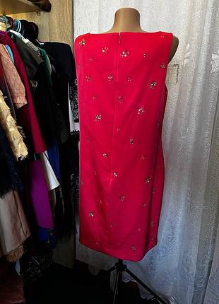 Платье розовое с коминицам.