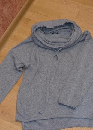 Стильний светрик sisley