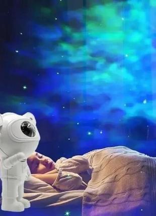 Стильный музыкальный проектор, проектор астронавт , с встроенной bluetooth колонкой