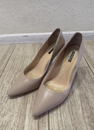 Туфлі лодочки