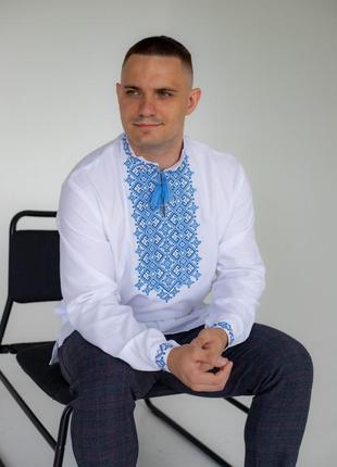 Вишиванка з блакитно-жовтою вишивкою сорочка вишита