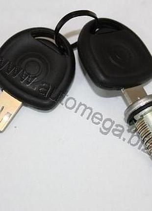 Личинка замку передніх дверей opel astra f / g / zafira a