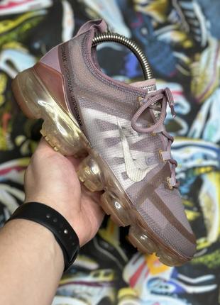Кроссовки женские soccer nike vapormax