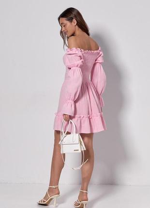 Коротка рожева сукня з оборками з мусліну. модель 14342 фото