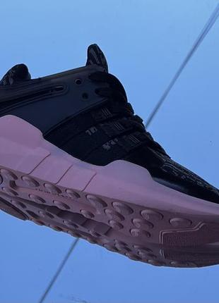 Женские кроссовки adidas eqt