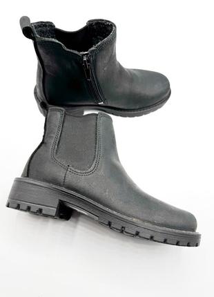 Оригінальні дитячі черевики