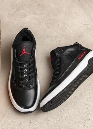 Мужские зимние кожаные ботинки sport trekking j-9