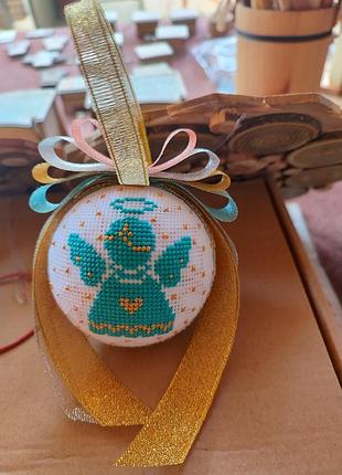 Новорічні прикраси