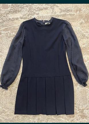 Платье классическое, потрясающее качество, от 11 лет и более) ткань без катышков; пиджачок синего цвета; праздничная футболка; три вещи- одна цена