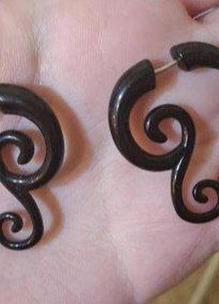 Серьги в виде улитки растяжки