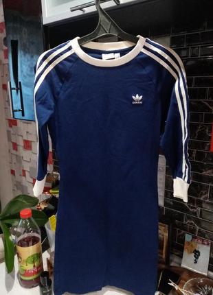 Продам жіноче  плаття schedule adidas
