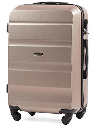 Чемодан дорожний на колесах цвет шампань wings ат-01 чемодан м дорожний на 4 колесах поликарбонат