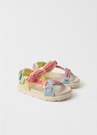 Детские разноцветные веревочные сандалии