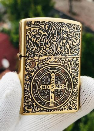 Запальничка zippo constantine gold бензинова нова в коробці